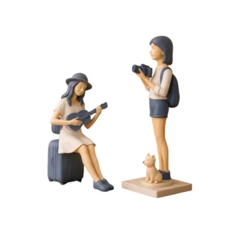 decorative showpieces and figurines